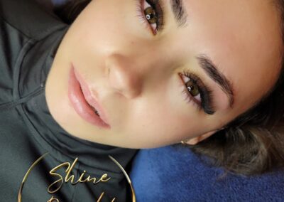 Hybrid lash extensions natural volume effect Waterford